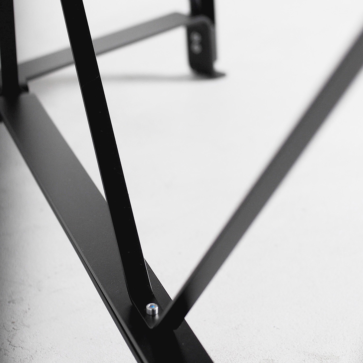 Metal structure，Leatherwear，Marble，Line bending，Constructive elements，