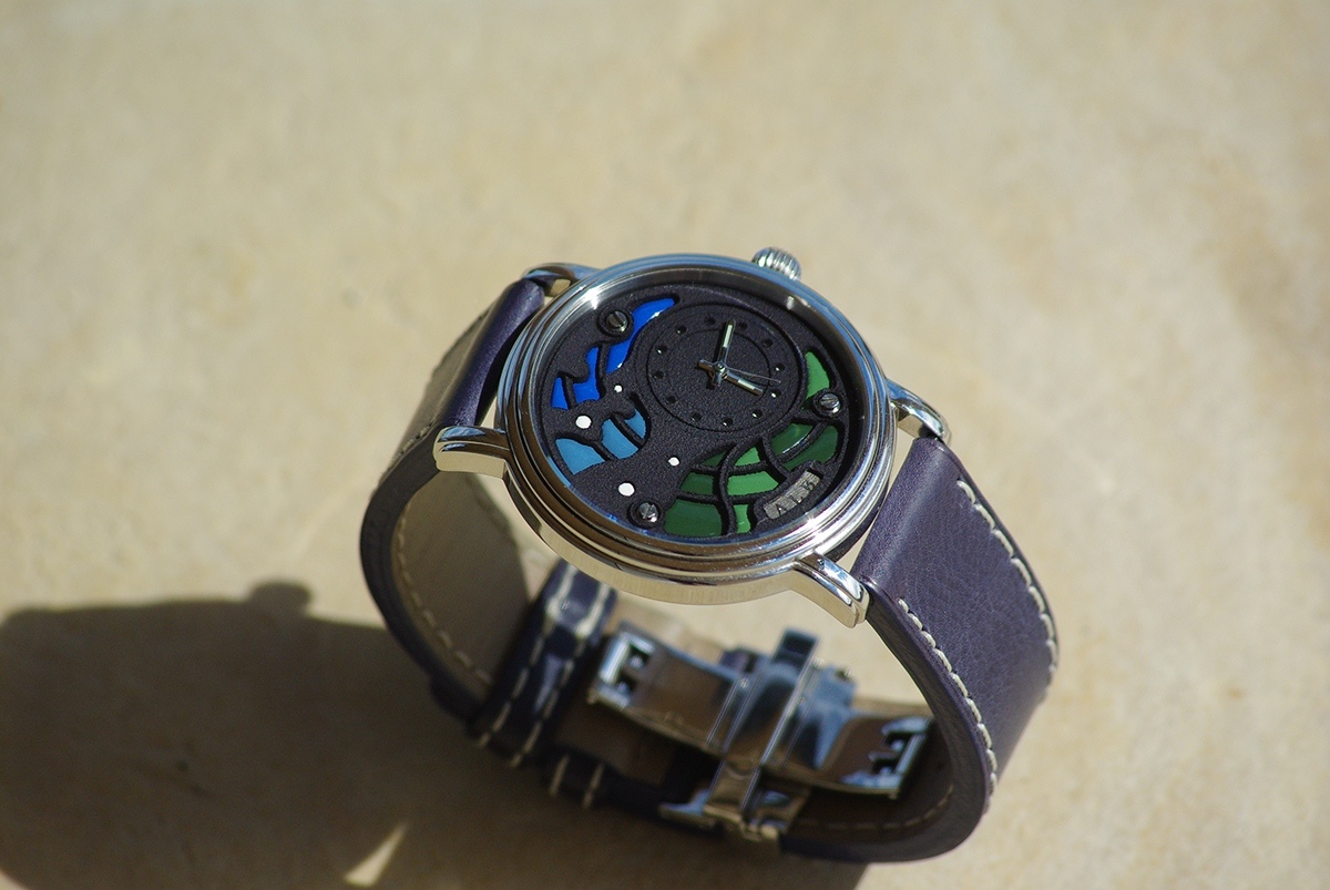 Fashionable and generous，Unique shape，novel，Beautiful curve，