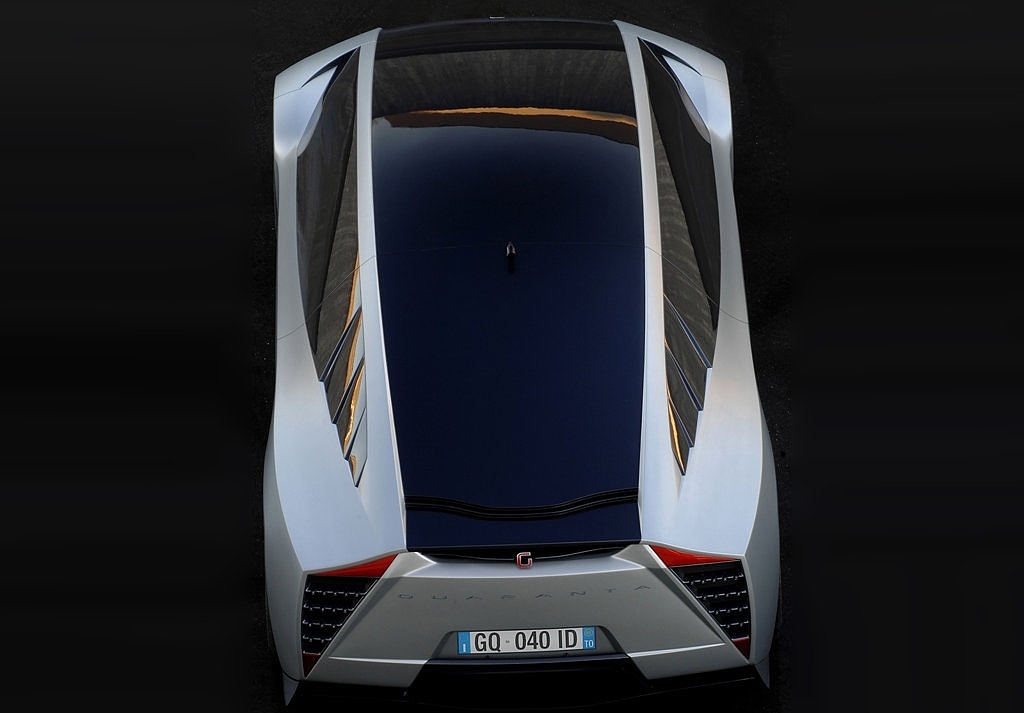 Italy，Sharp shape，Concept sports car，Excellent performance，Hybrid，