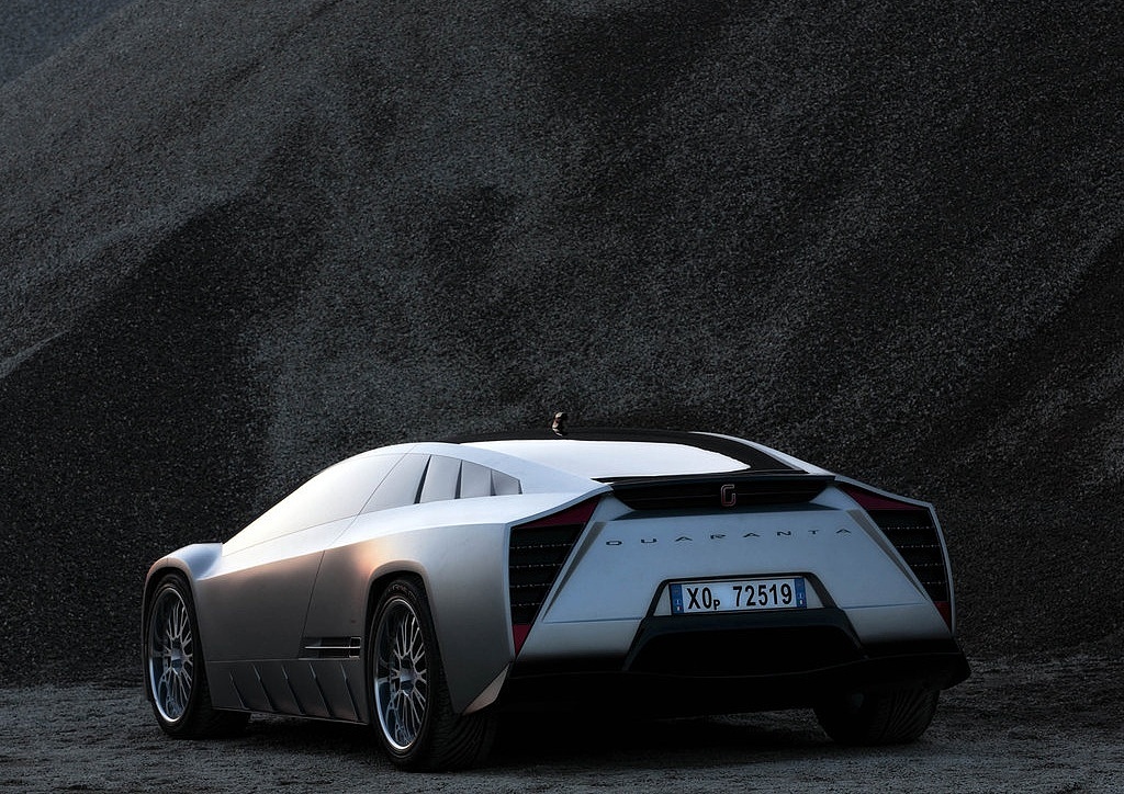 Italy，Sharp shape，Concept sports car，Excellent performance，Hybrid，