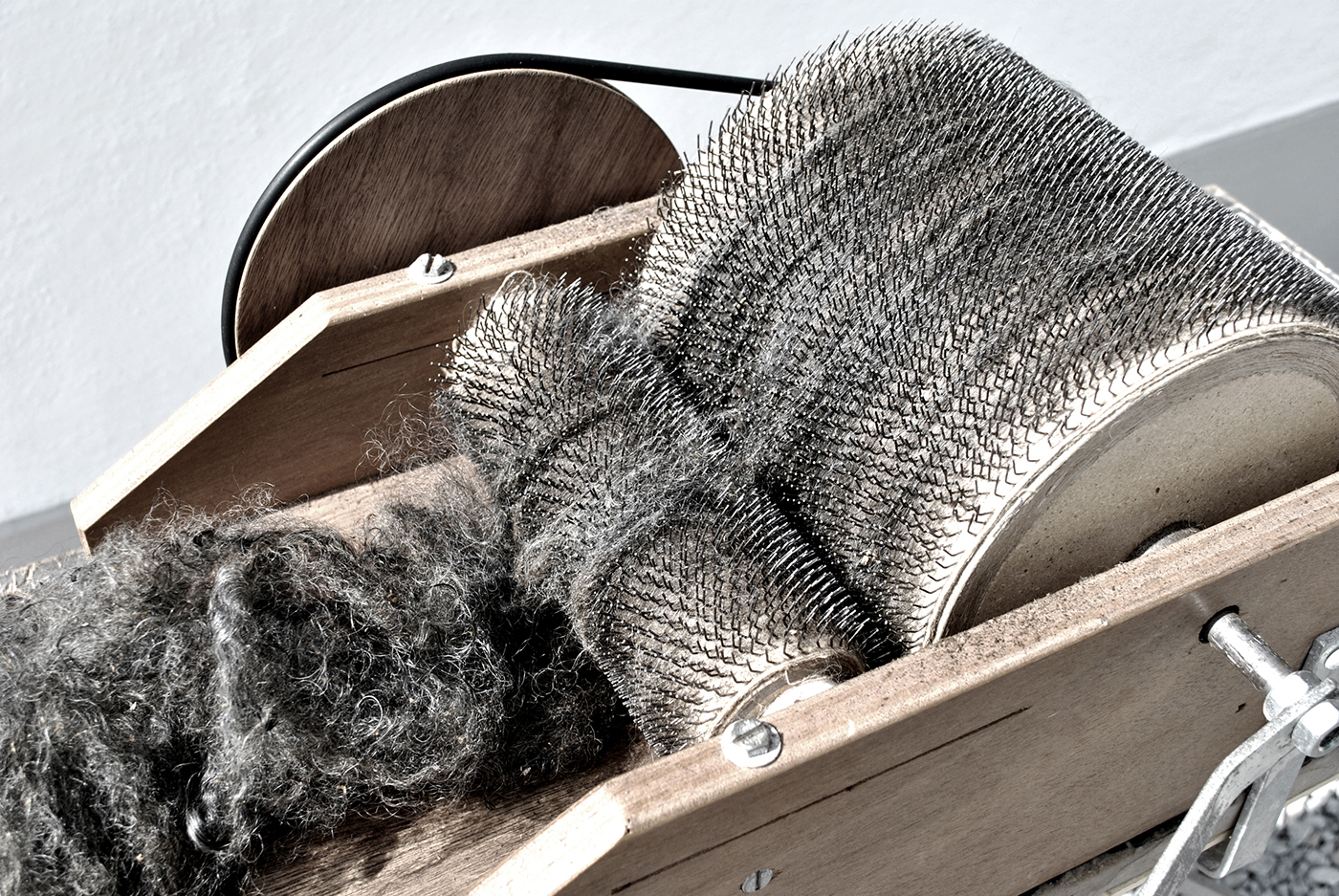 Black sheep，stool，BLACK SHEEP，