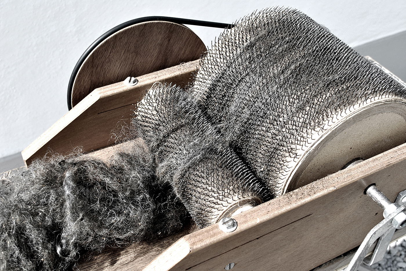 Black sheep，stool，BLACK SHEEP，