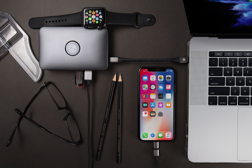 portable battery，Mobile power supply，apple，Charger，Apple，Alex Chan，