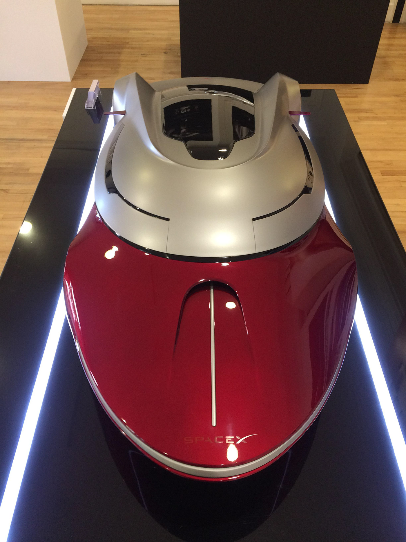 BERRY，SpaceX，vehicle，concept，Brand design，product design，