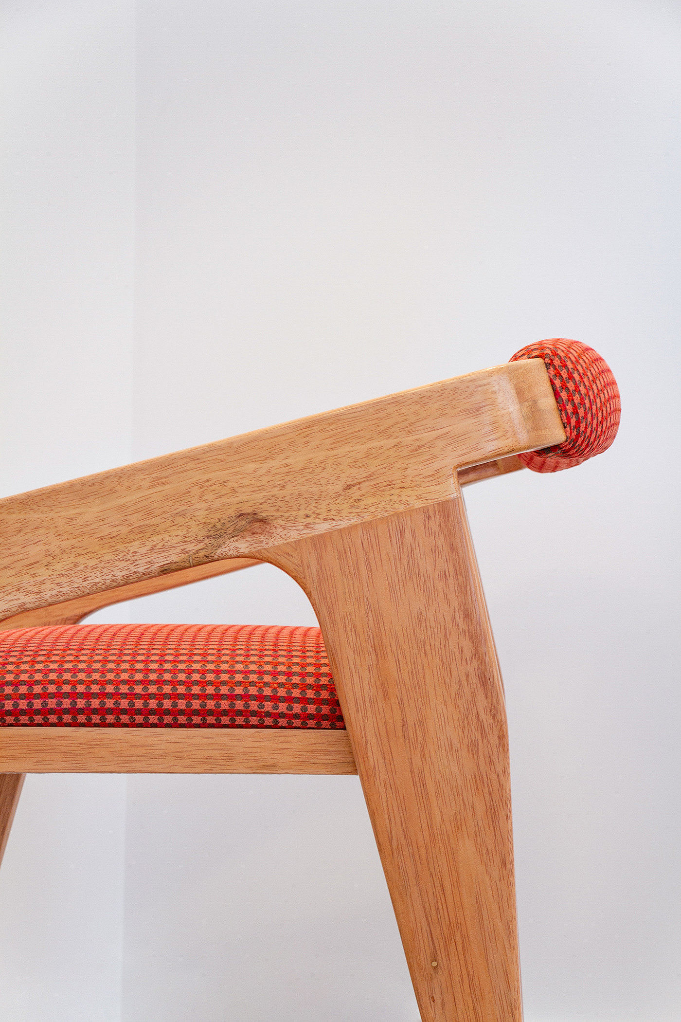 woodiness，fabric art，chair，leisure time，Rest，chair，