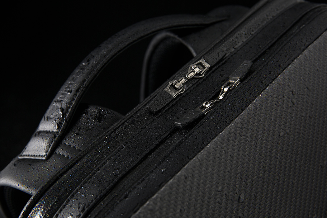 Leatherwear，carbon fibre，intelligence，knapsack，Lumzag，Armen Poghosyan，