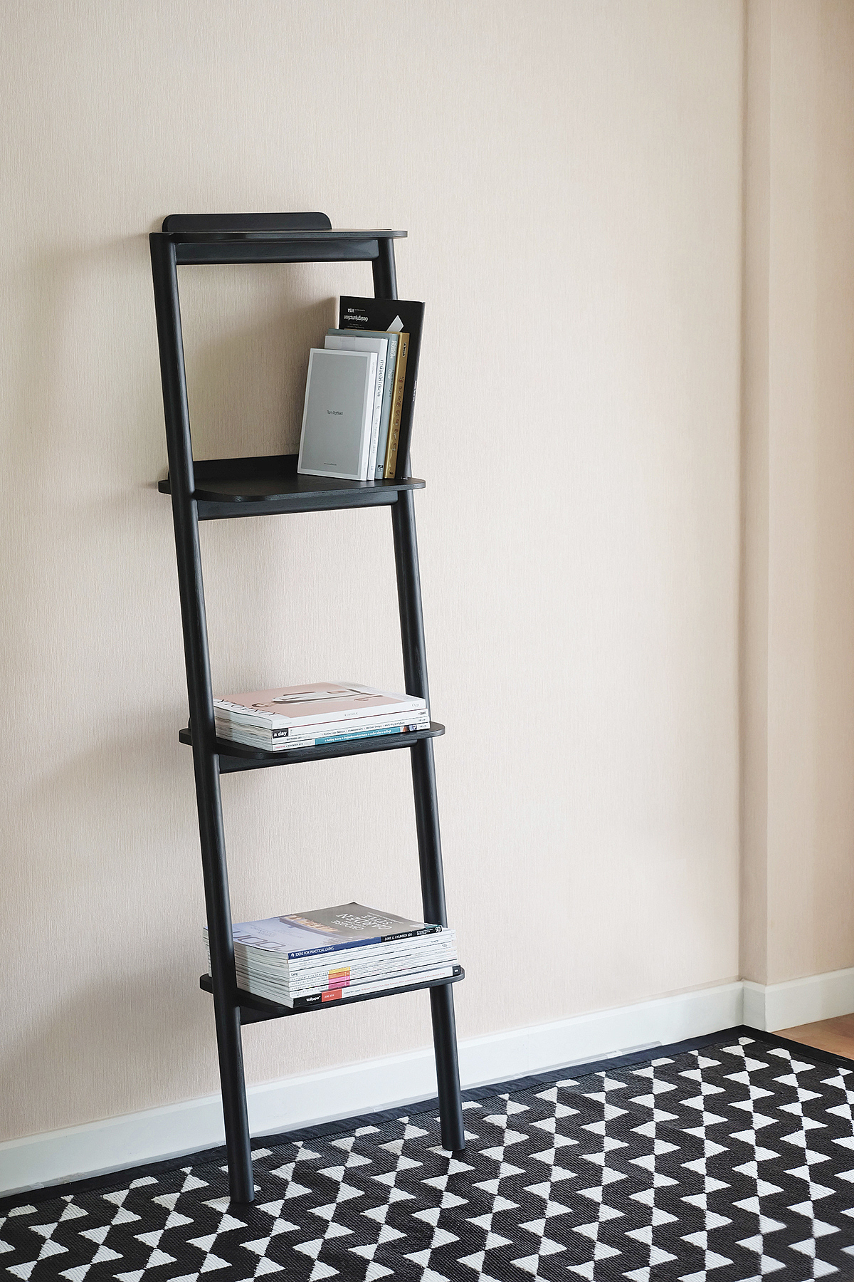 Home design，product design，industrial design，bookshelf，shoe rack，Wooden frame，