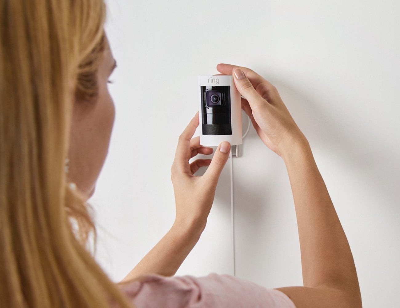 camera，Intelligent security，Ring Stick Up，