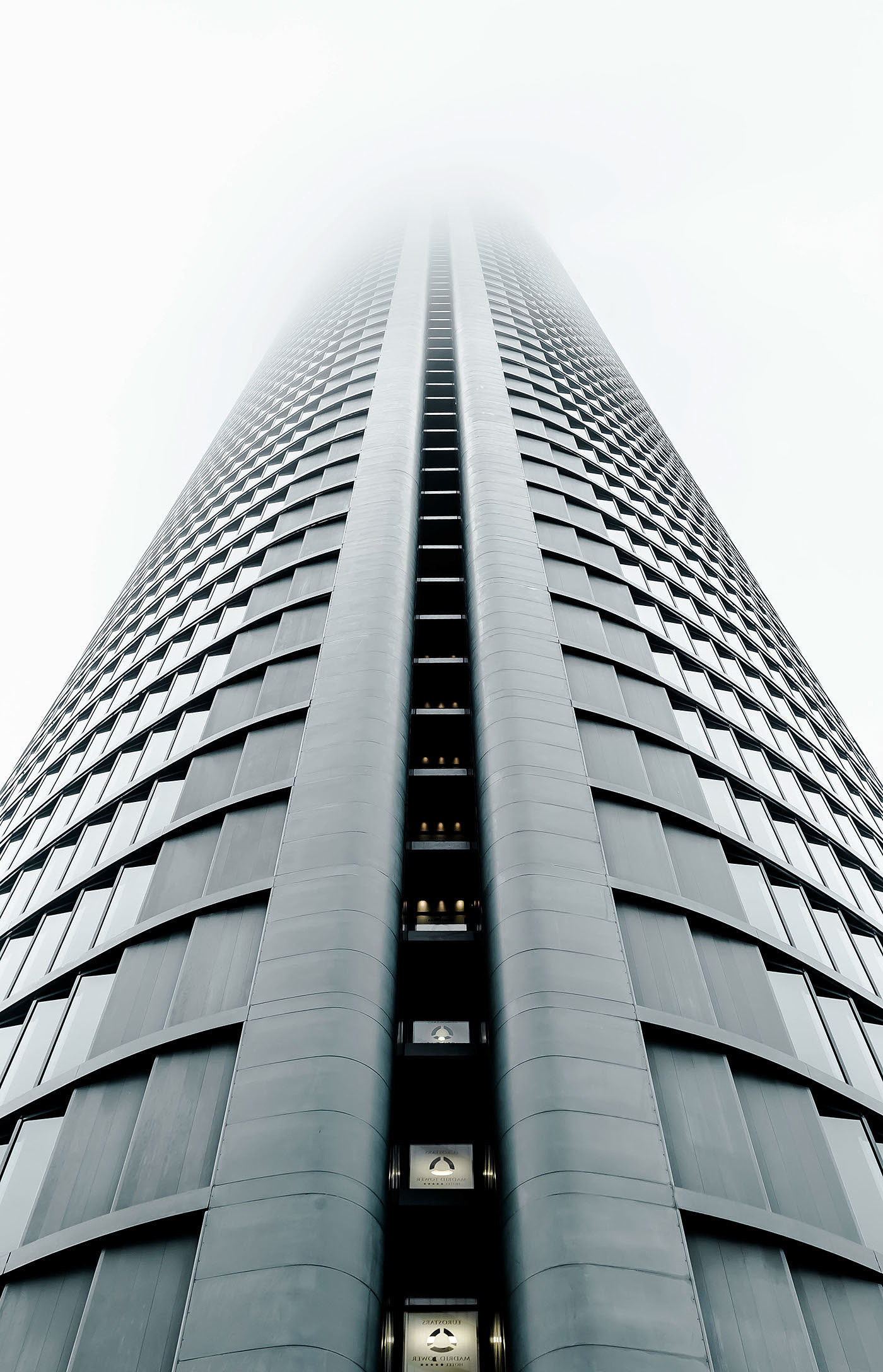 Madrid，Tall buildings，Photography，picture，Joel Filipe，
