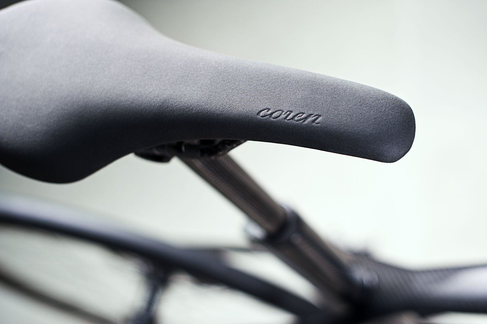 White paint，streamline，Light carbon fiber，Bicycle，Collen，Coren，