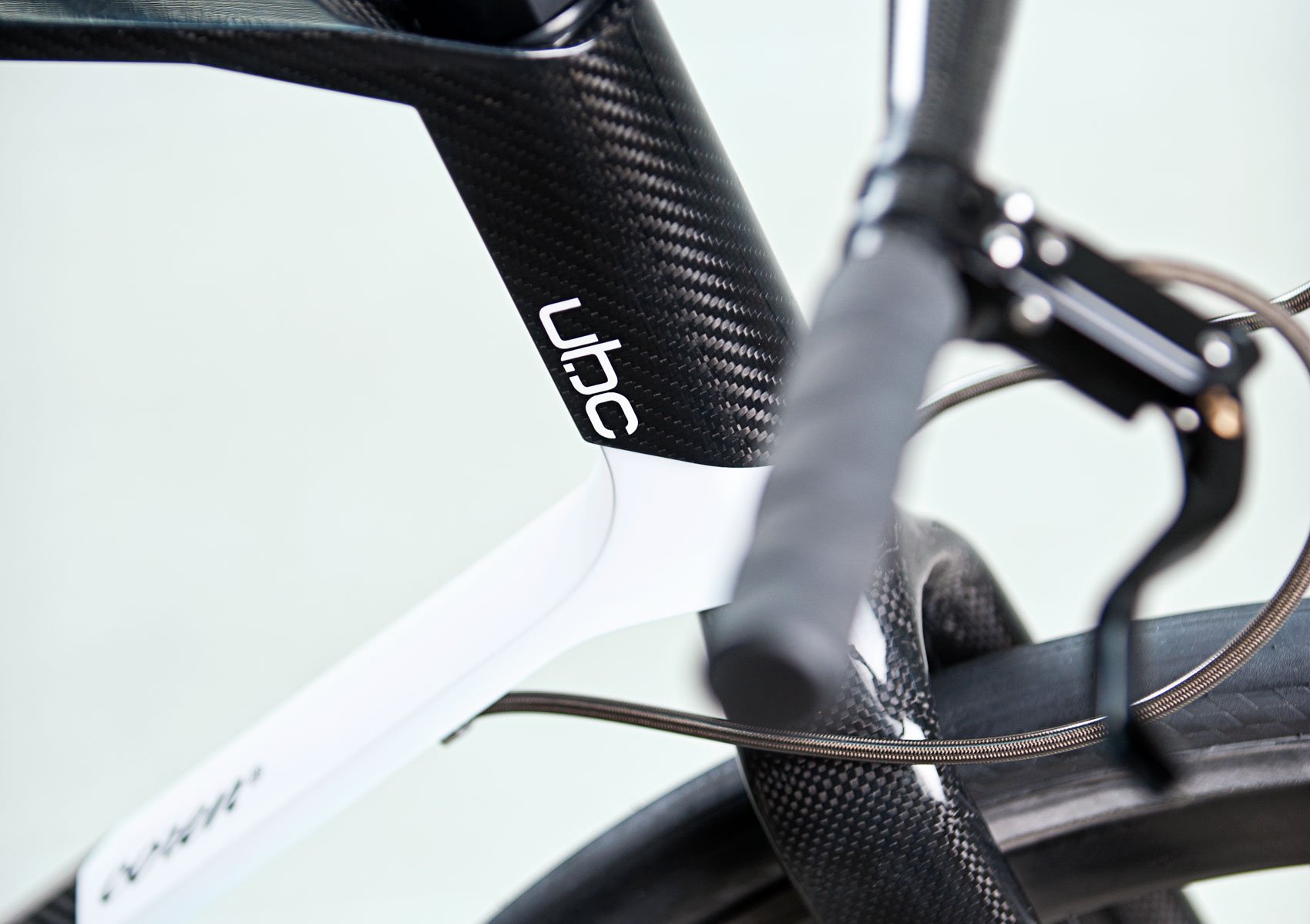 White paint，streamline，Light carbon fiber，Bicycle，Collen，Coren，