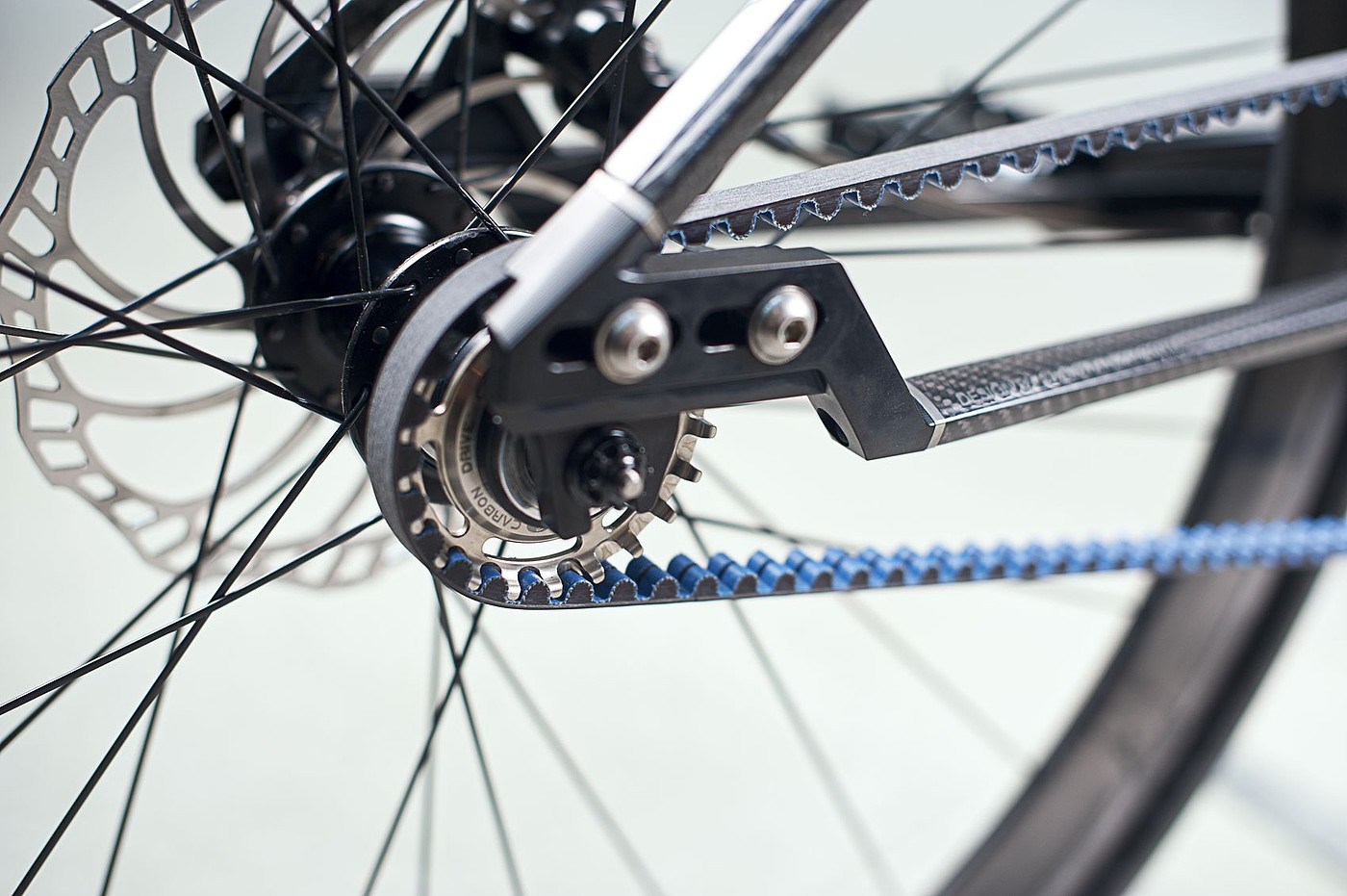 White paint，streamline，Light carbon fiber，Bicycle，Collen，Coren，