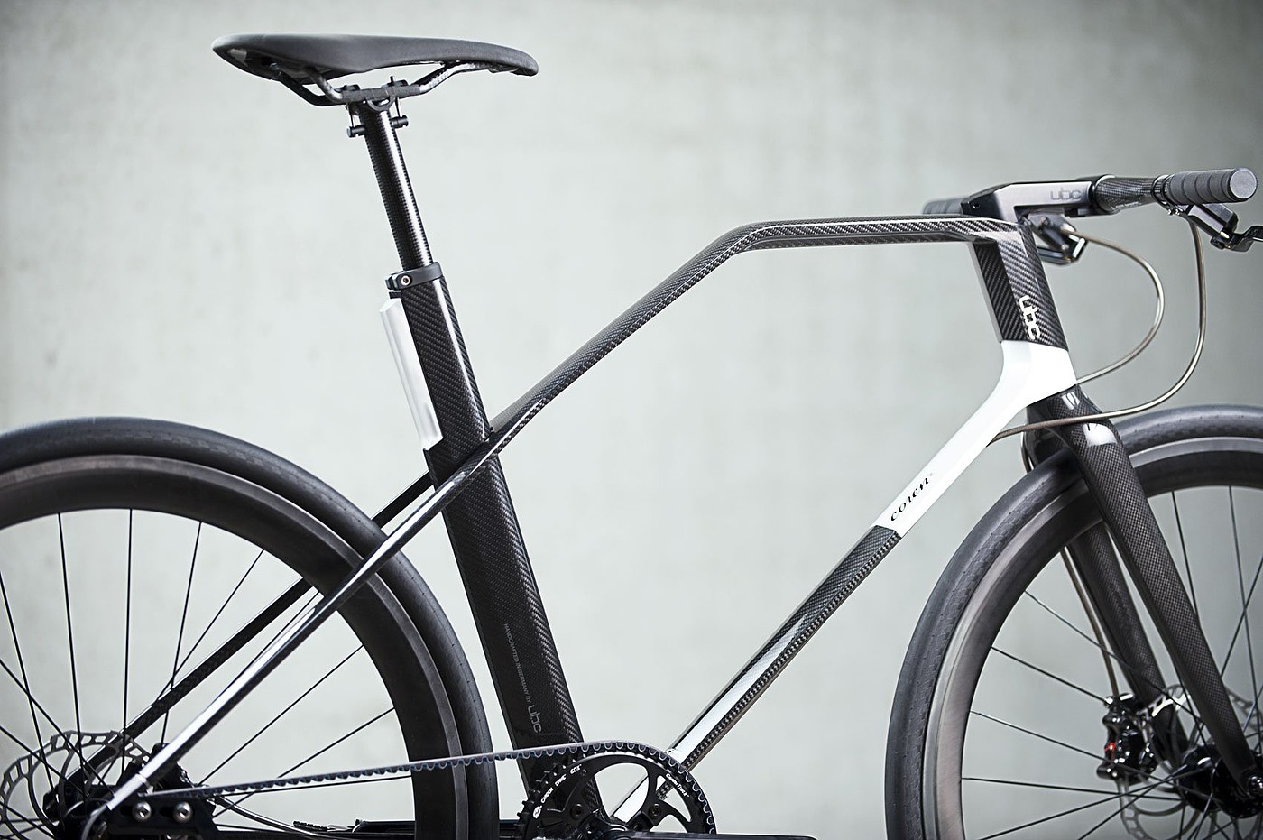 White paint，streamline，Light carbon fiber，Bicycle，Collen，Coren，