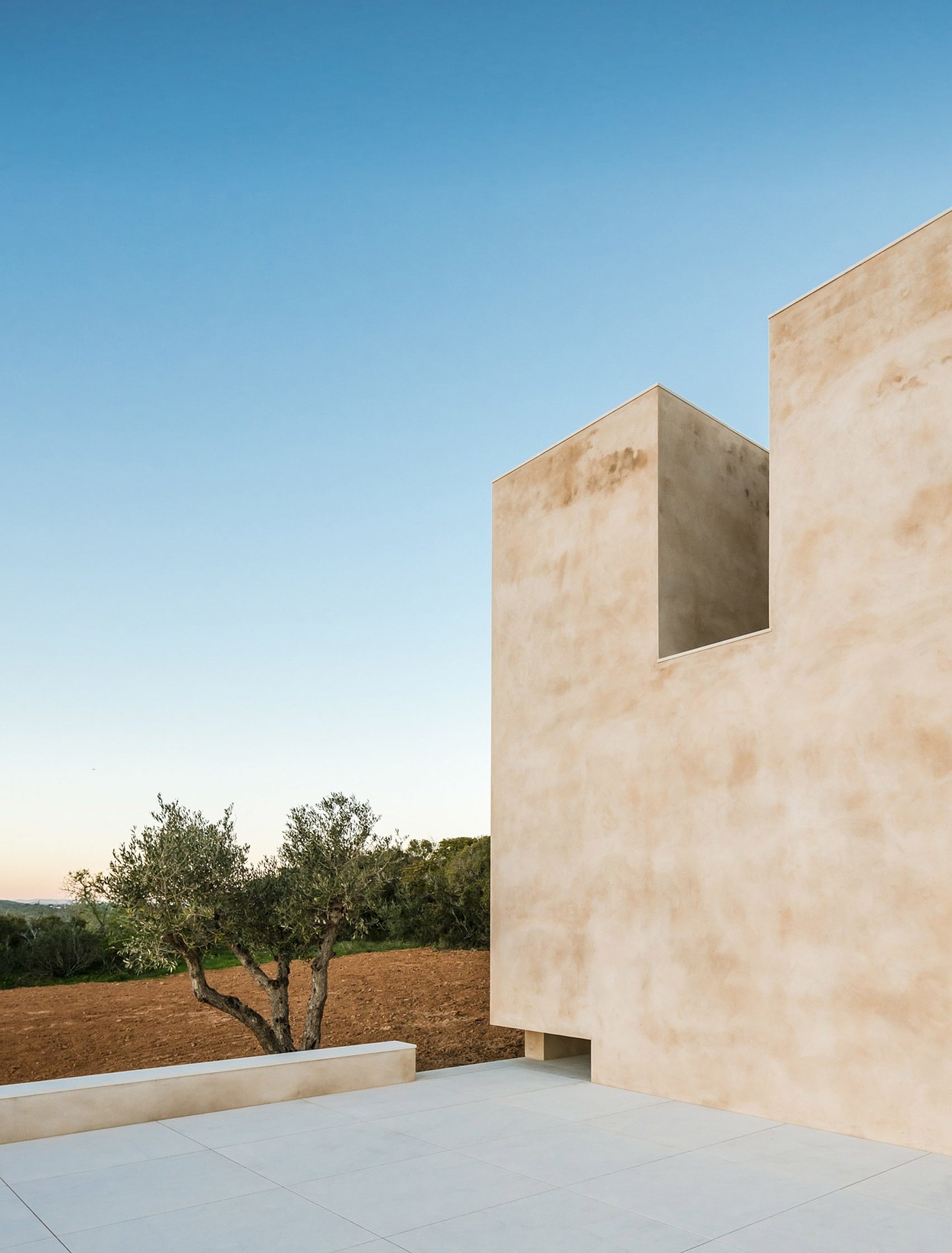 church，Architecture，Rural architecture，Portuguese buildings，architectural art，