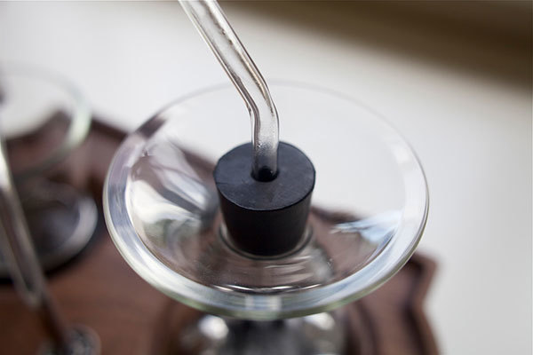 induction heating，Black artificial marble，Stainless steel ball bearing，Hand blown glass，American walnut tray，Retro，gentleman，