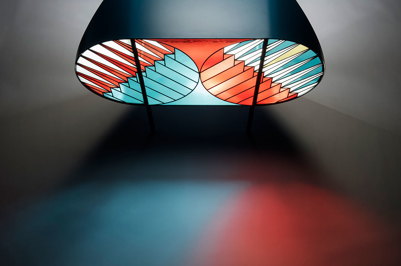 colour，Glass，capsule，Bookcase，