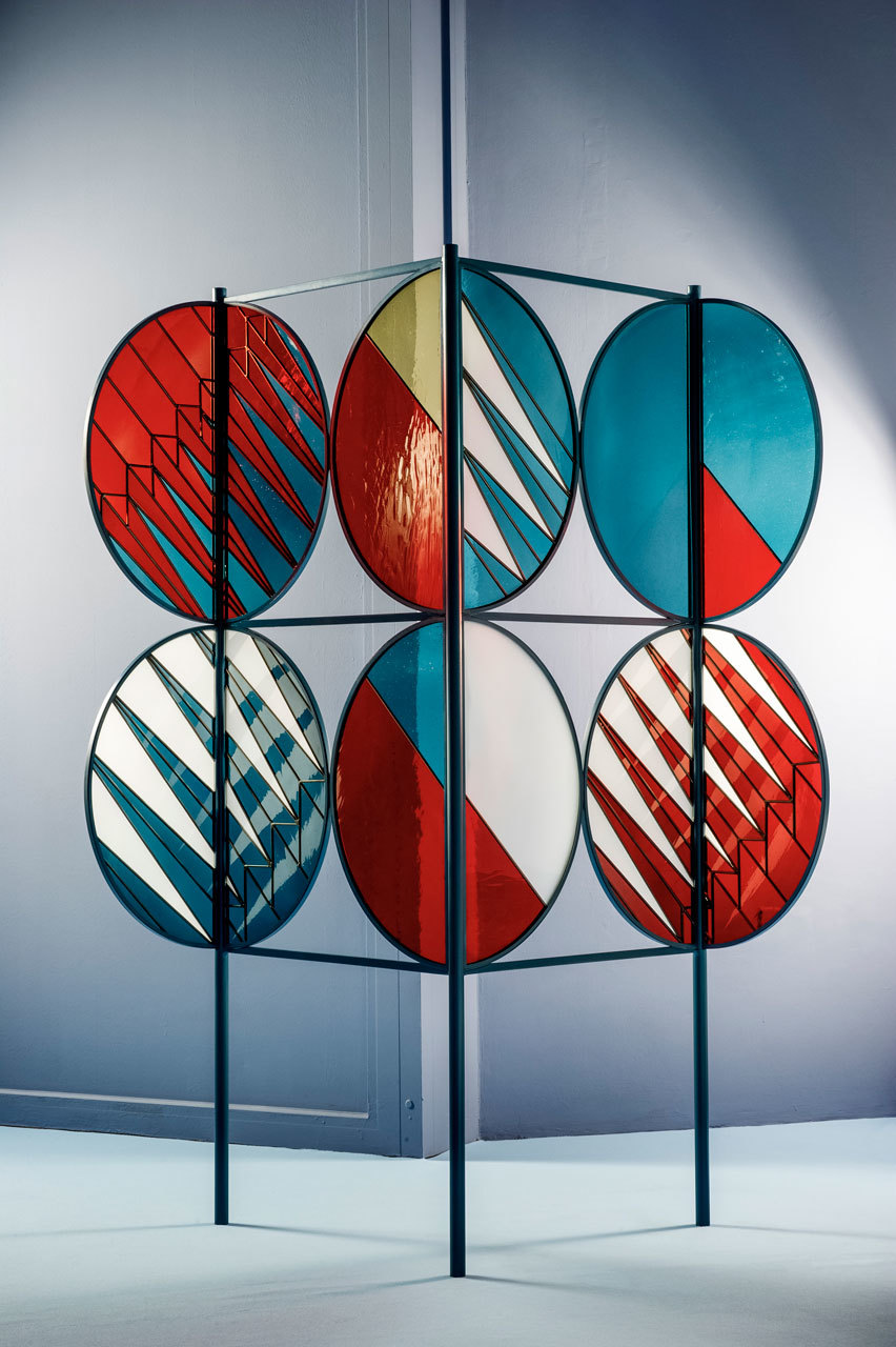 colour，Glass，capsule，Bookcase，