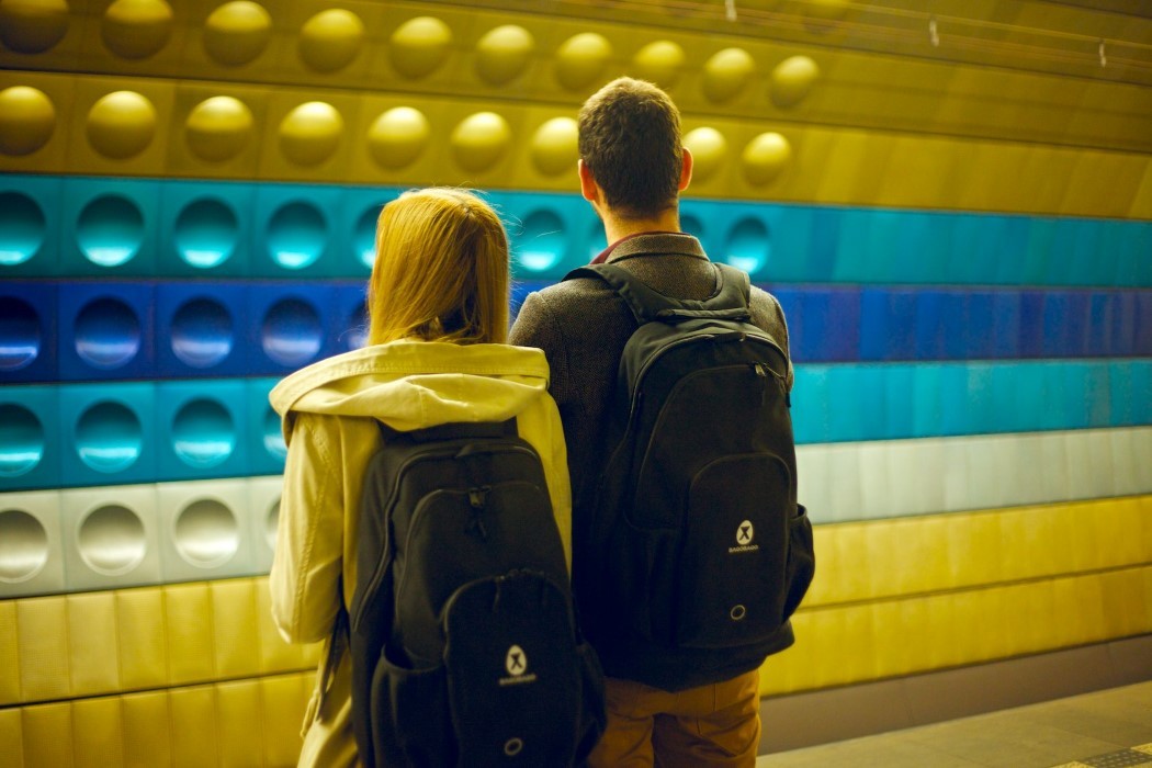 Travel home，Simple and generous shape，Beautiful and practical，Easy to carry，Creative and novel，