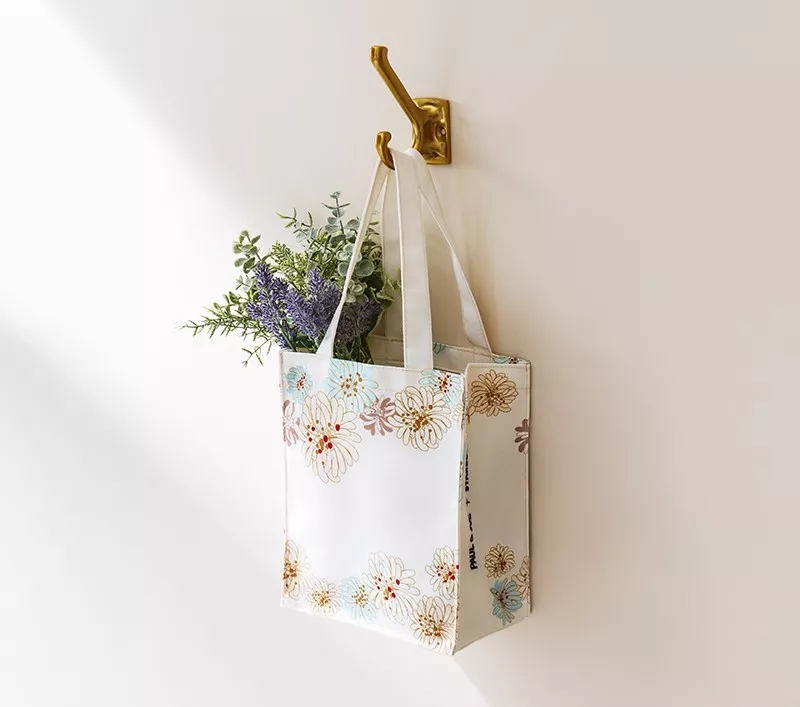 Starbucks，Flagship store，First，Peripheral products，jointly，