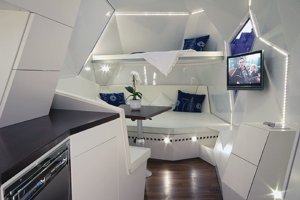 Multi-cell，NONSTANDARD，travel trailer ，luxury，