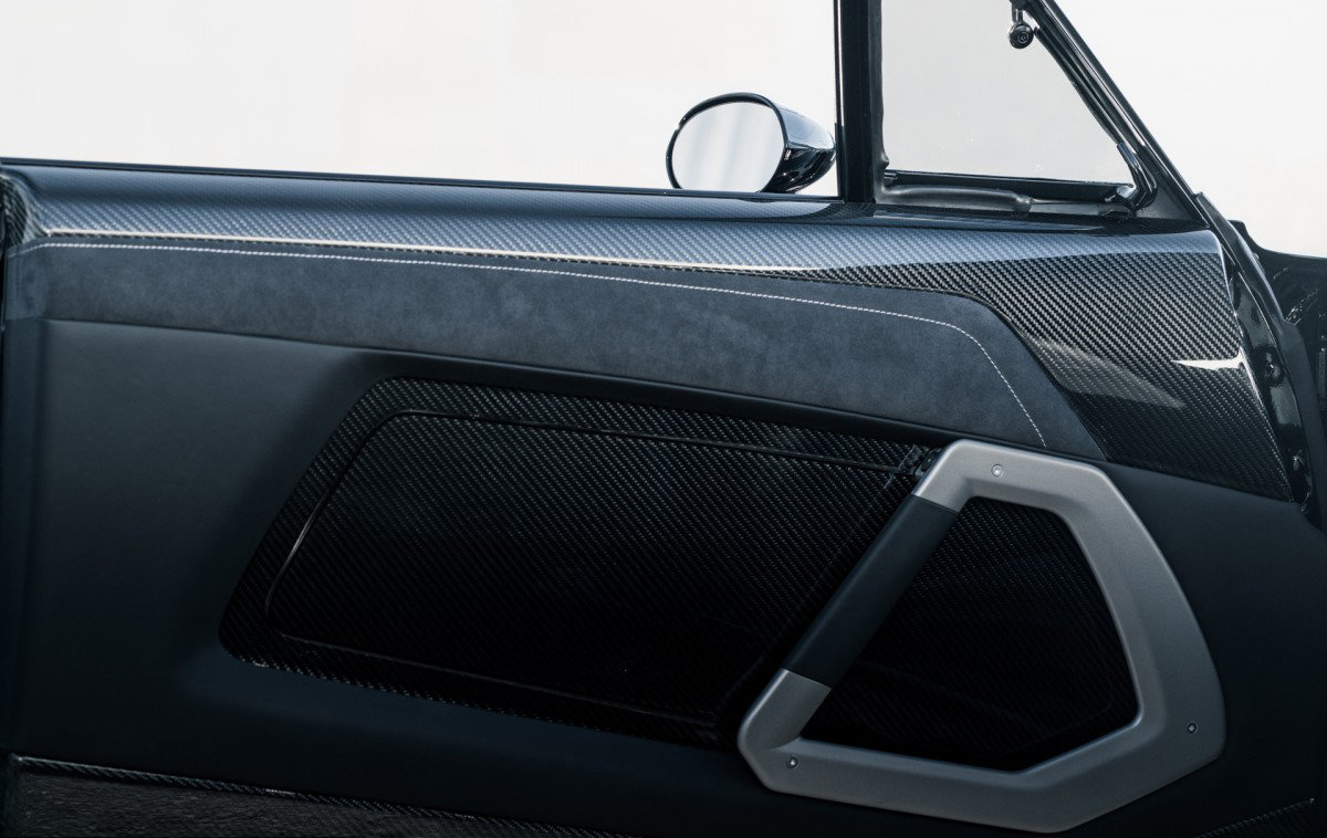 Sean Smith，Tantrum，Carbon fiber composite plate，