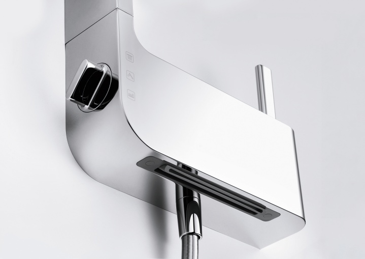 Sanitary products ，red dot，