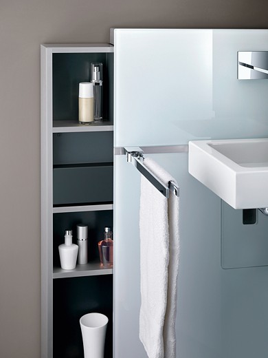 Sanitary products ，red dot，