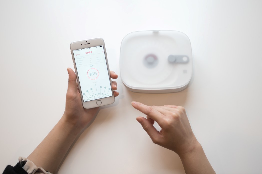 Blood test，Disease detection，Mobile application，Portable，