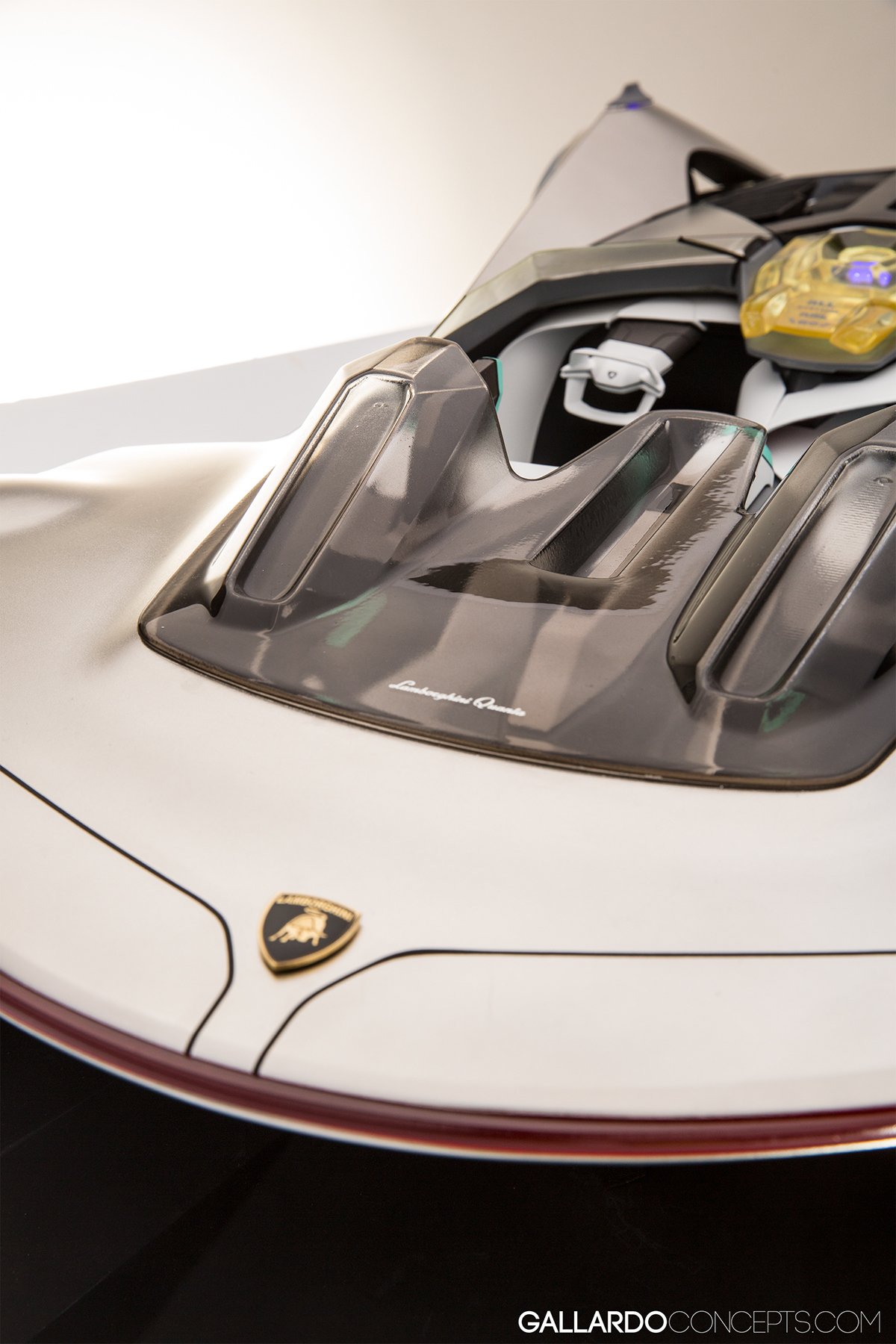 Automatic design，Mission Runway，Metallic texture，Sense of science and technology，Cool，