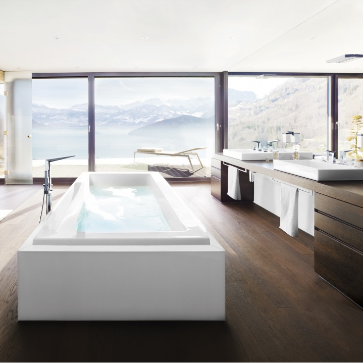 Sanitary products ，red dot，