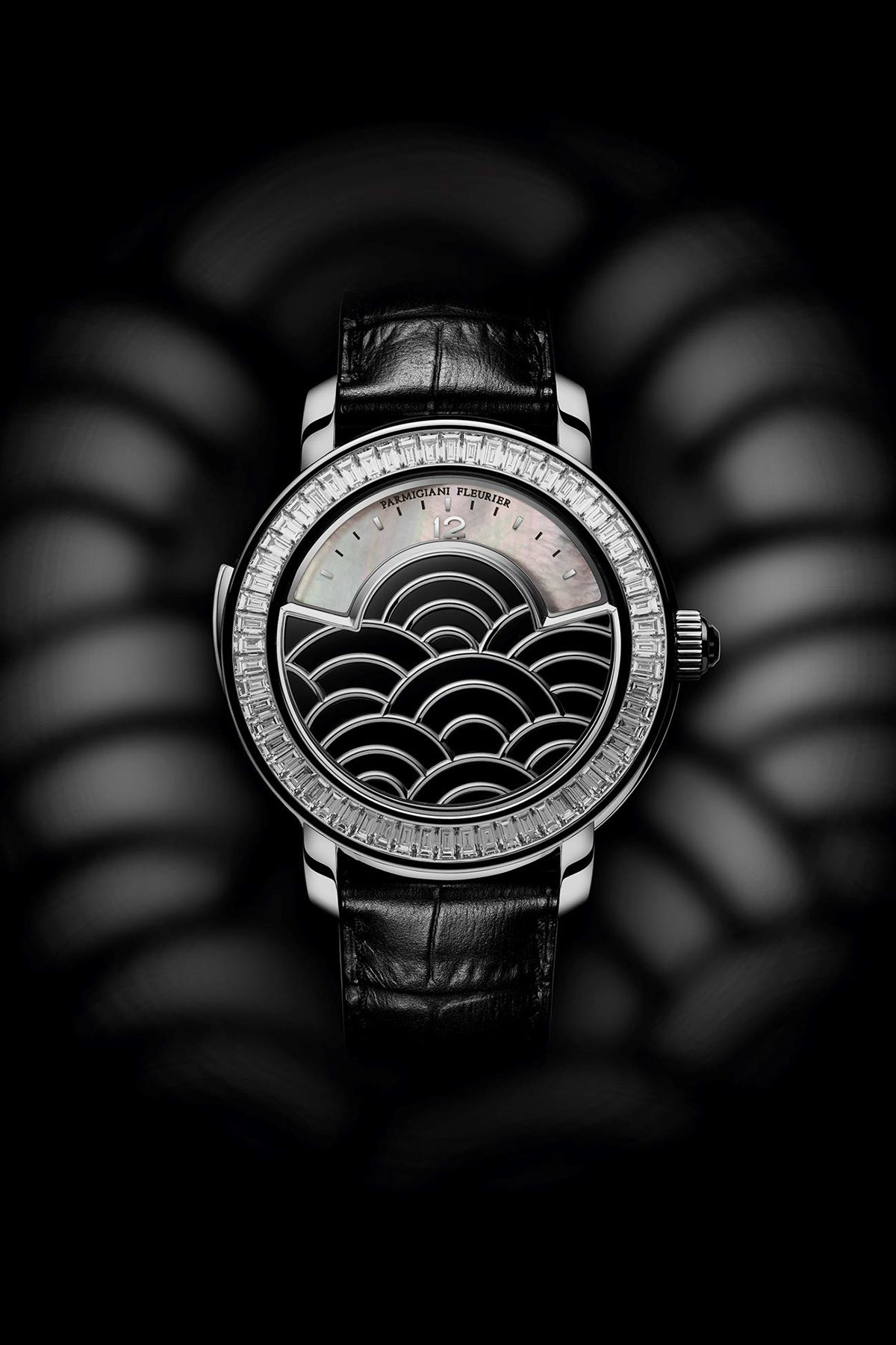 Unique shape，Fashion atmosphere，Water pattern，Strong decoration，