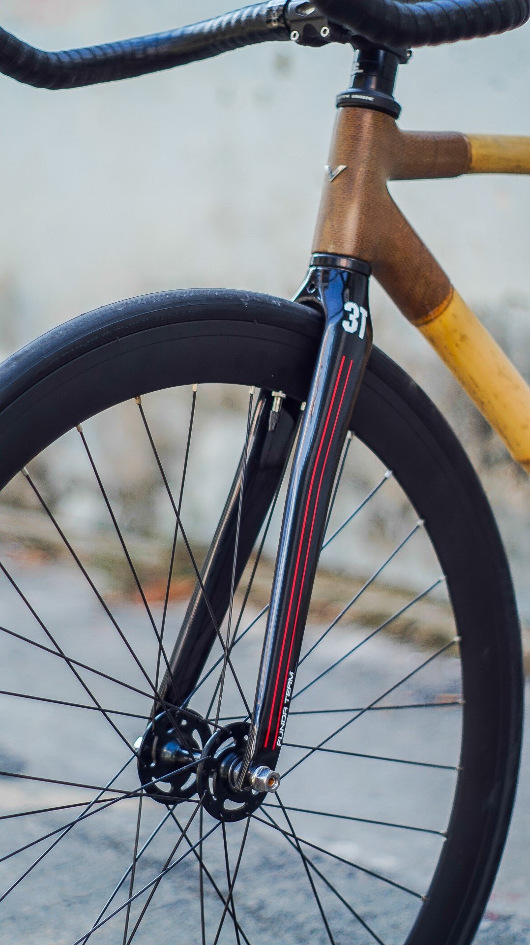 lithe，Handmade，Mixed bamboo and rubber，industrial design，