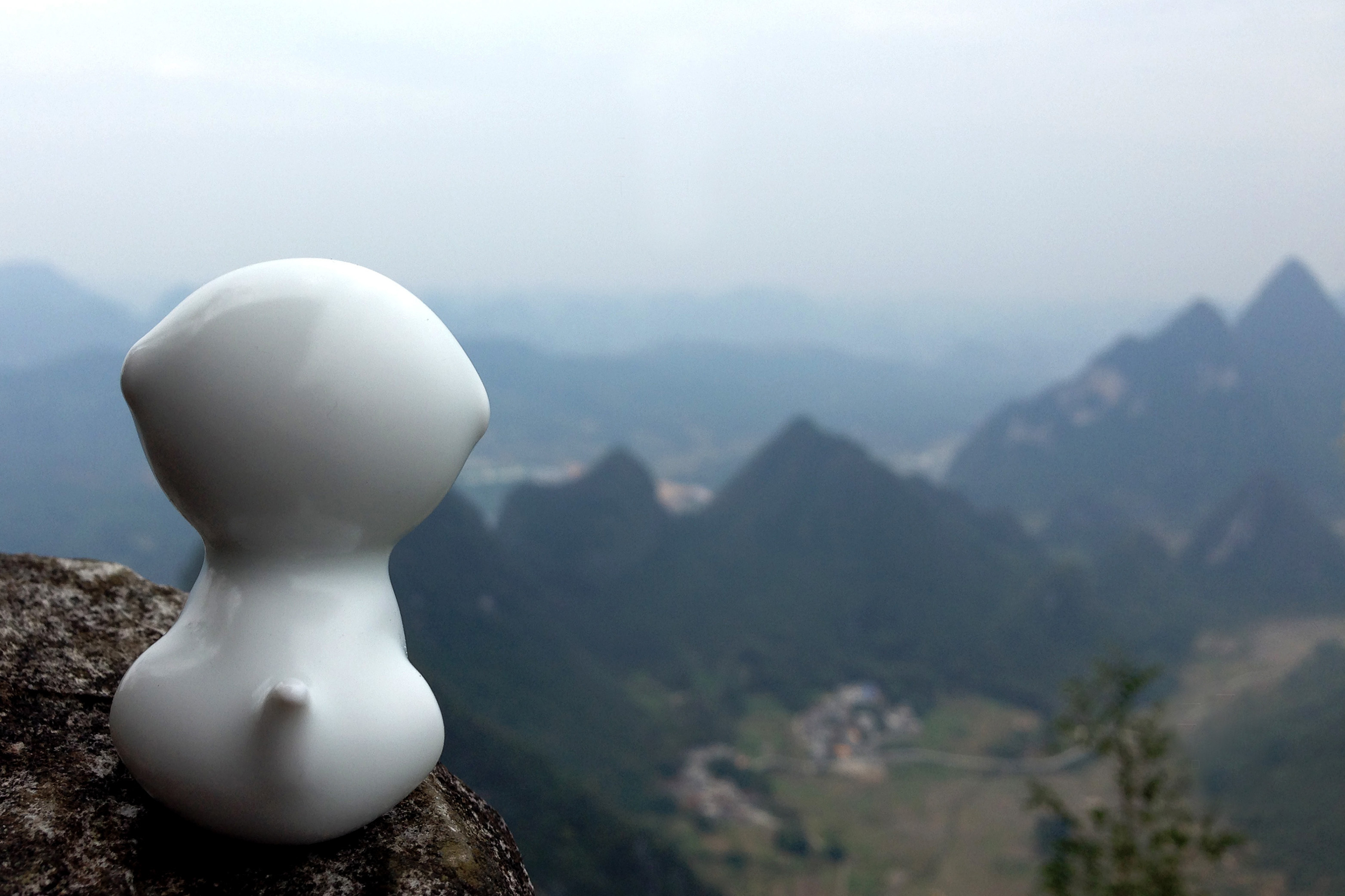 ceramics，monkey，the Chinese zodiac，Ornaments，handicraft，Oil sludge，