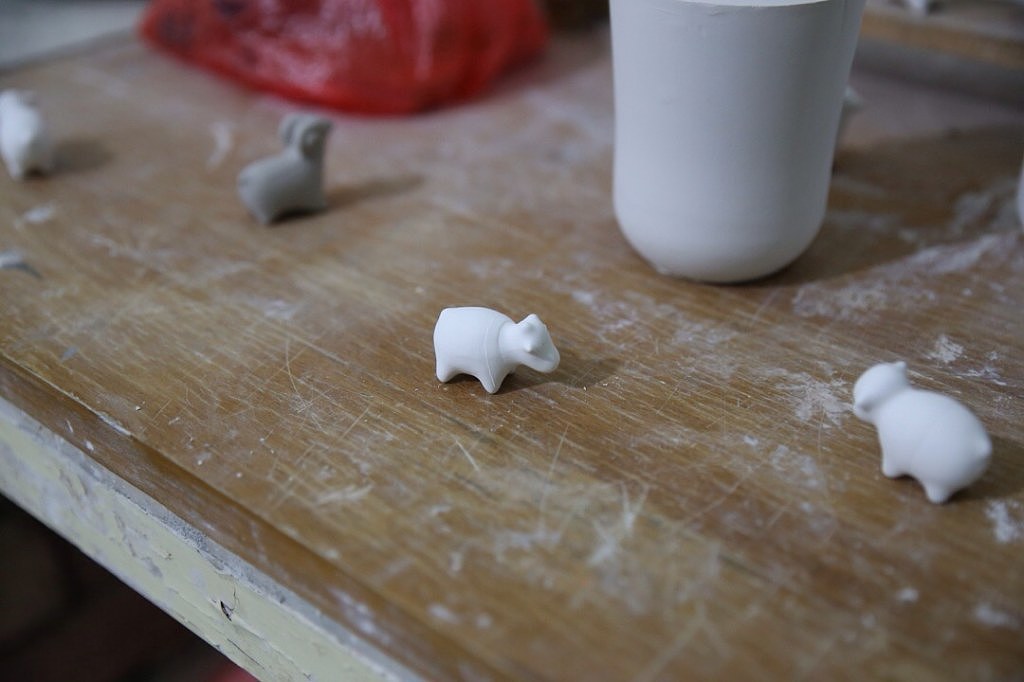 ceramics，sheep，the Chinese zodiac，handicraft，Oil sludge，Ornaments，