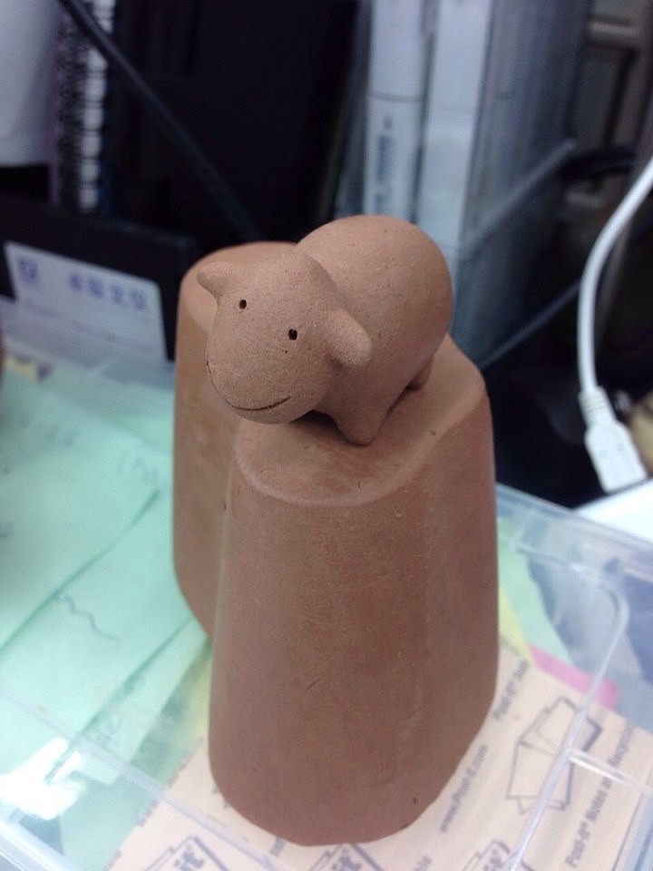 ceramics，sheep，the Chinese zodiac，handicraft，Oil sludge，Ornaments，