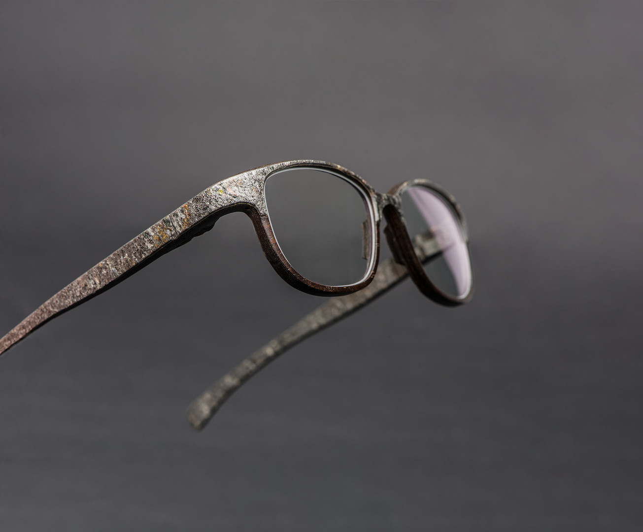 2018 red dot award，glasses，skin texture，