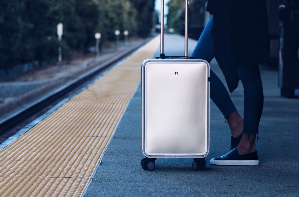 2018 red dot award，Draw bar box，travel，Storage，