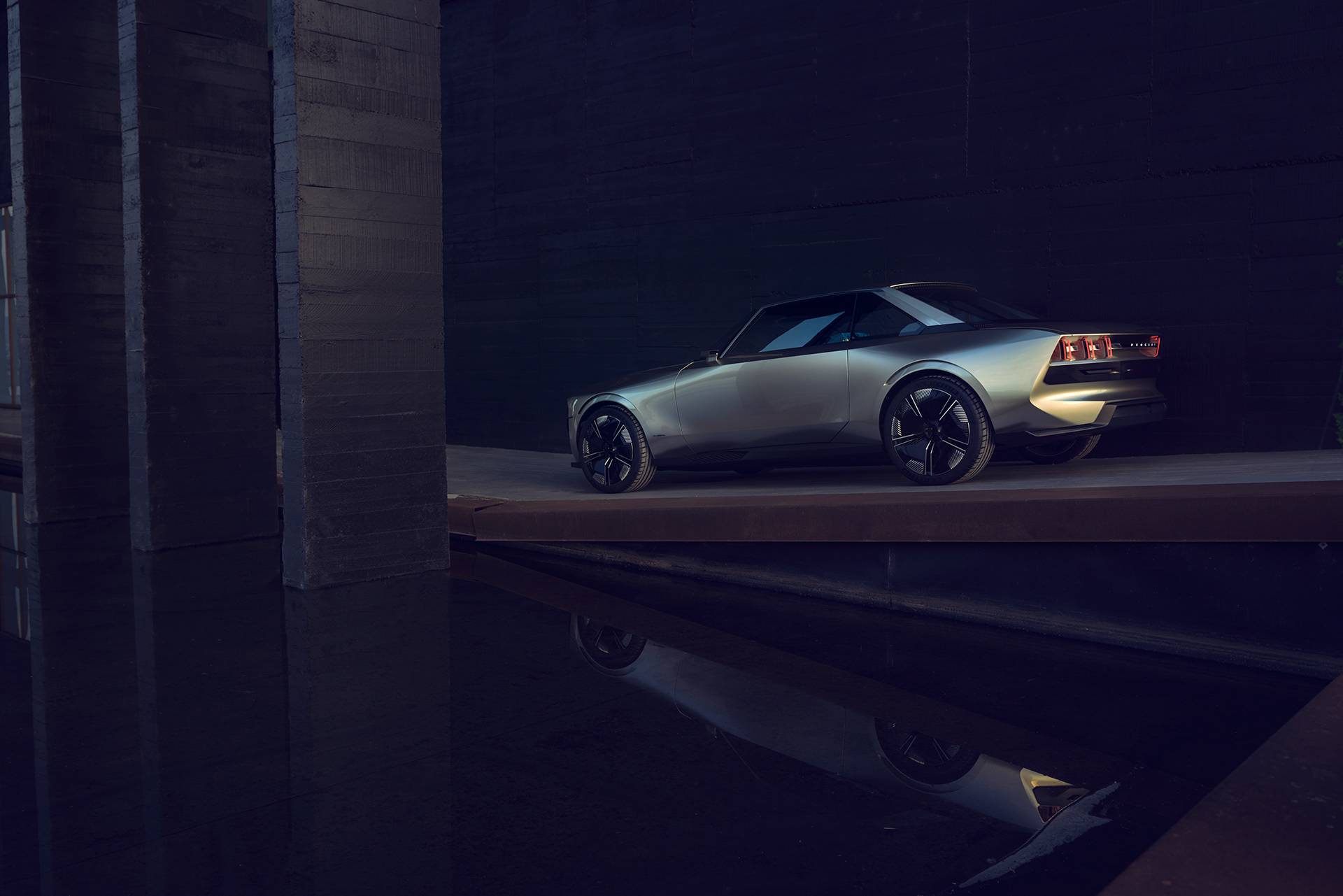 Automobile design，modelling，camera technique，