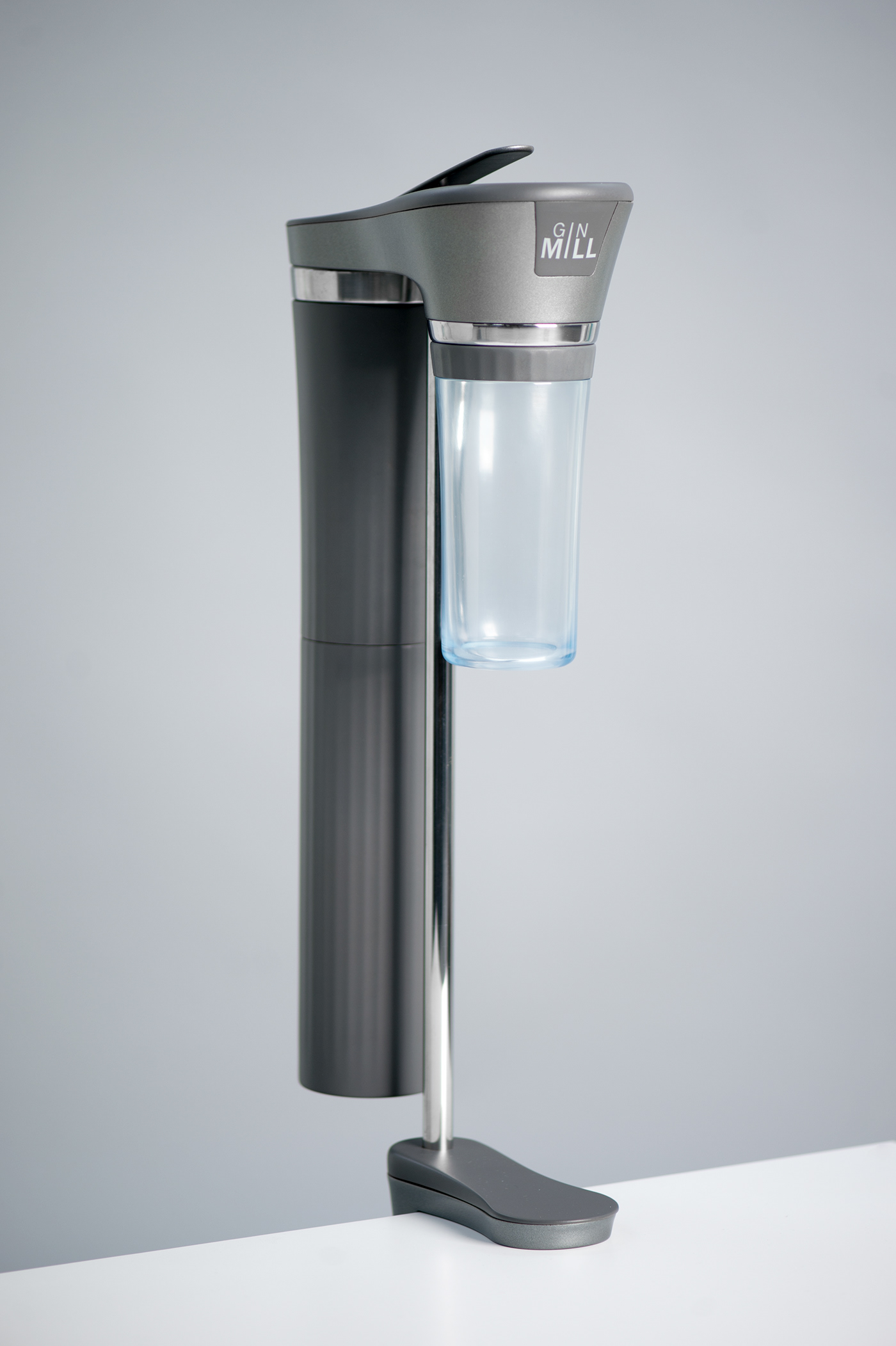 equipment，Mixing wine，Gin Mill，Will Thomas，