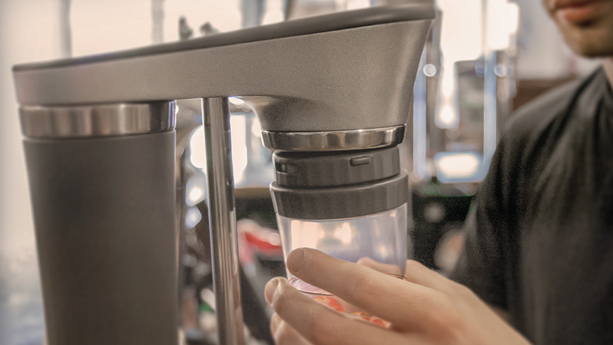 equipment，Mixing wine，Gin Mill，Will Thomas，