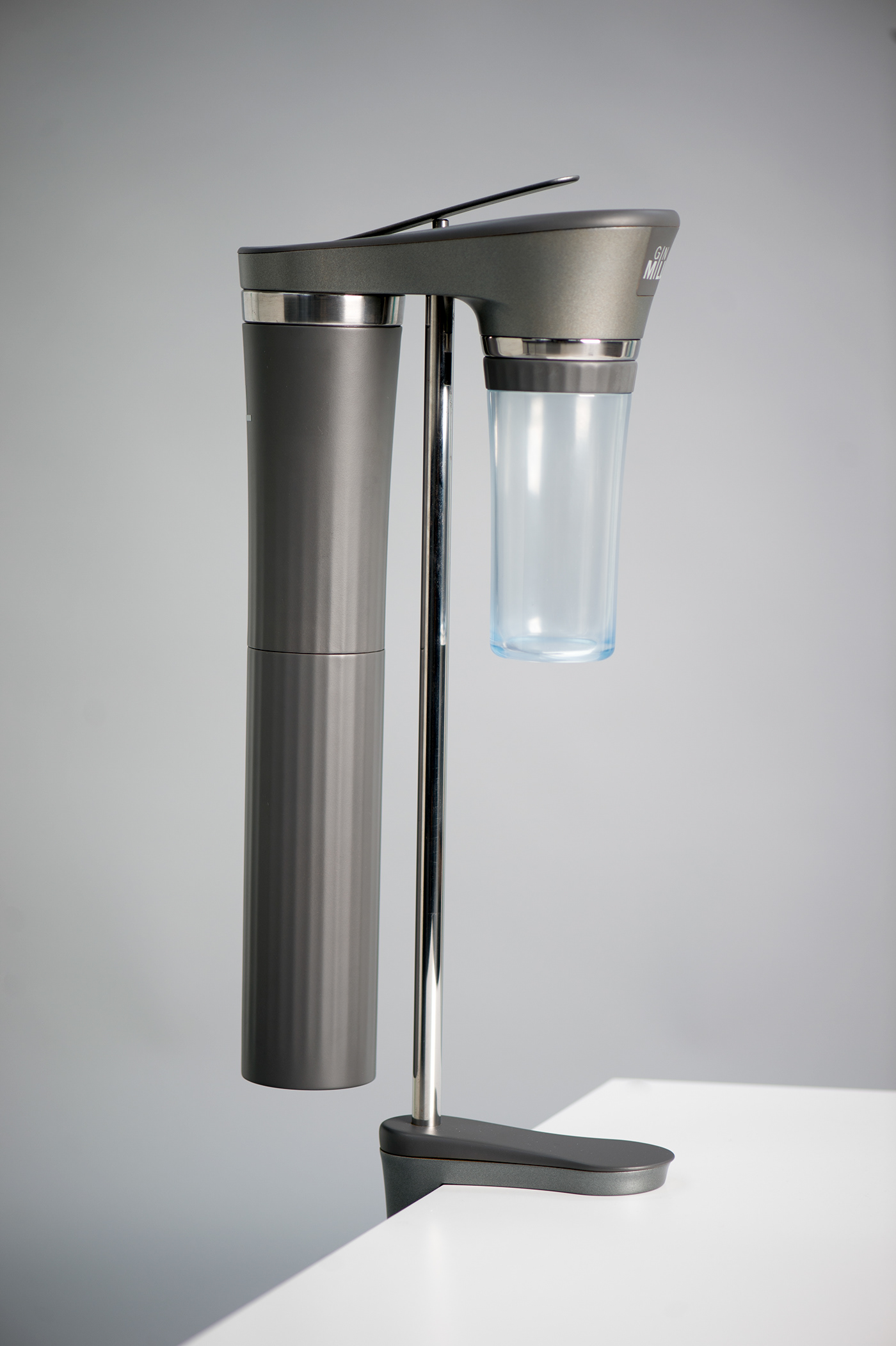 equipment，Mixing wine，Gin Mill，Will Thomas，