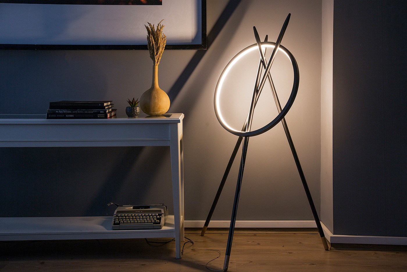 Asymmetry，product design，Floor lamp，Lamplox，