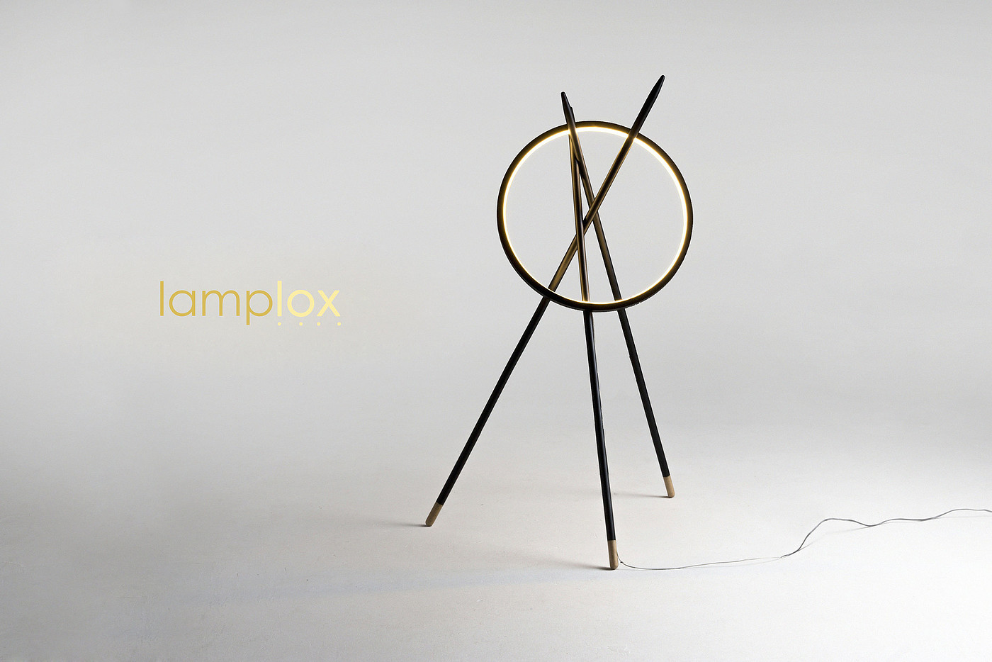 Asymmetry，product design，Floor lamp，Lamplox，