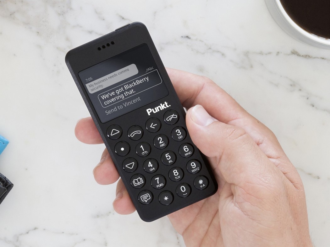 communication，black，strong，mobile phone，