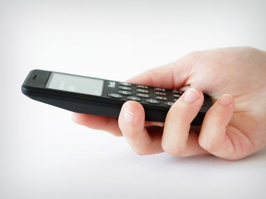 communication，black，strong，mobile phone，