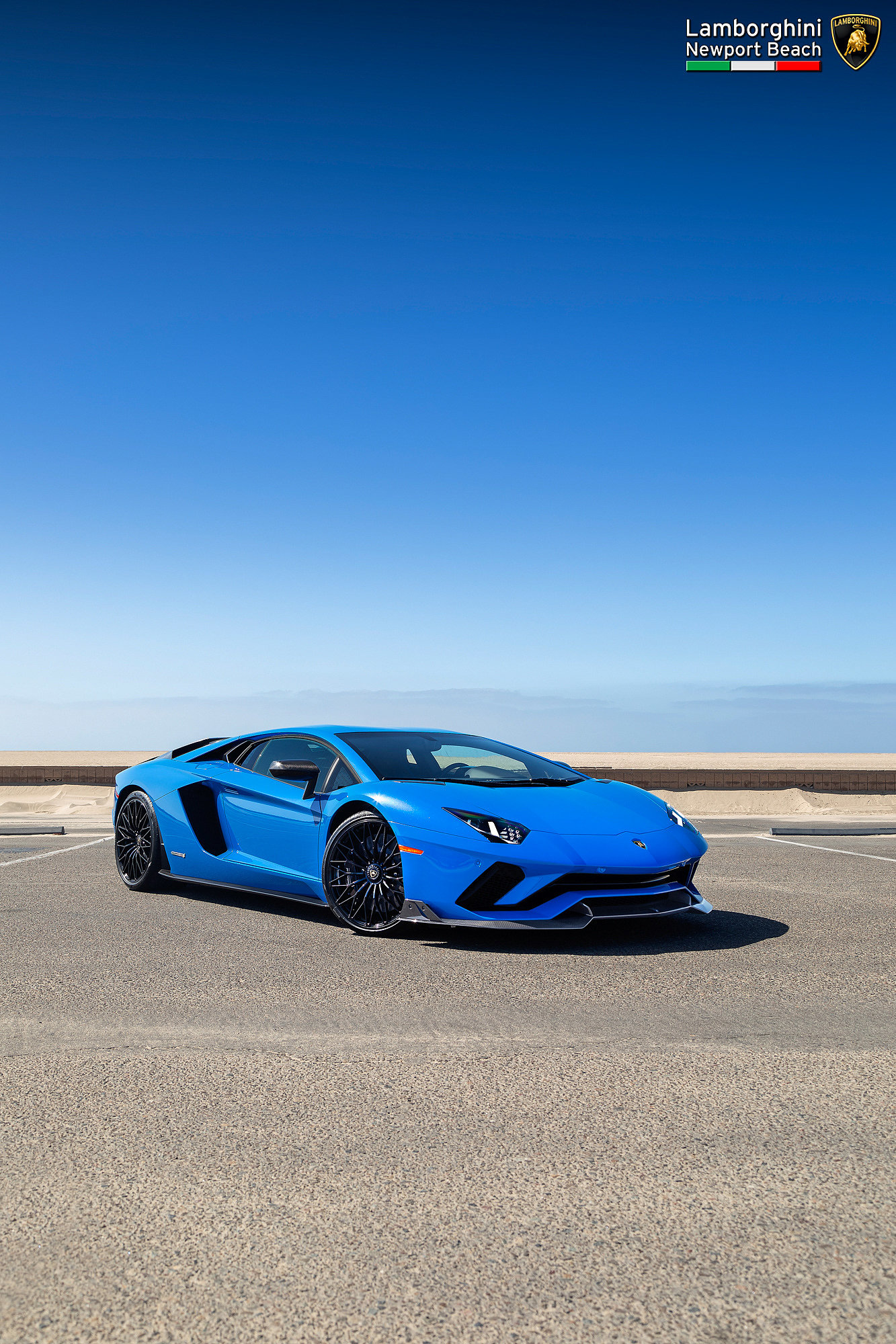 automobile，Lamborghini，Luxury car，Sports car，
