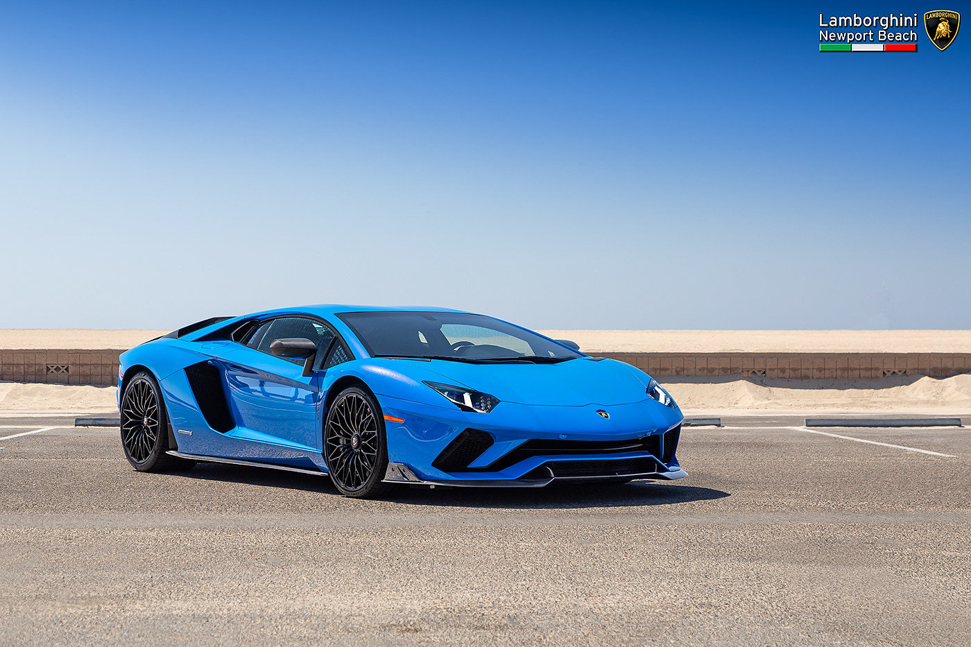 automobile，Lamborghini，Luxury car，Sports car，