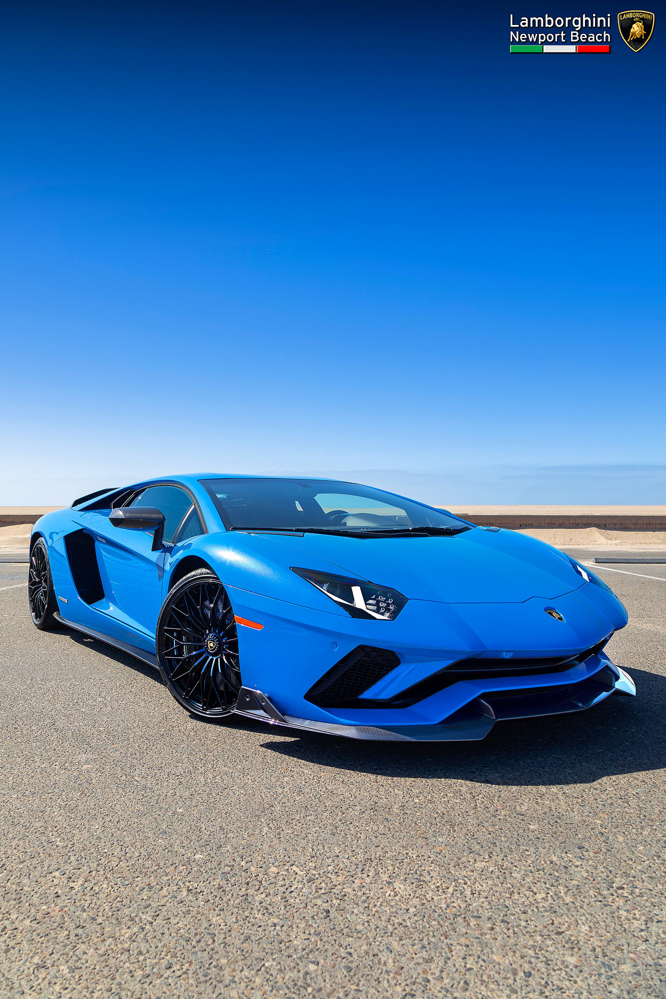 automobile，Lamborghini，Luxury car，Sports car，