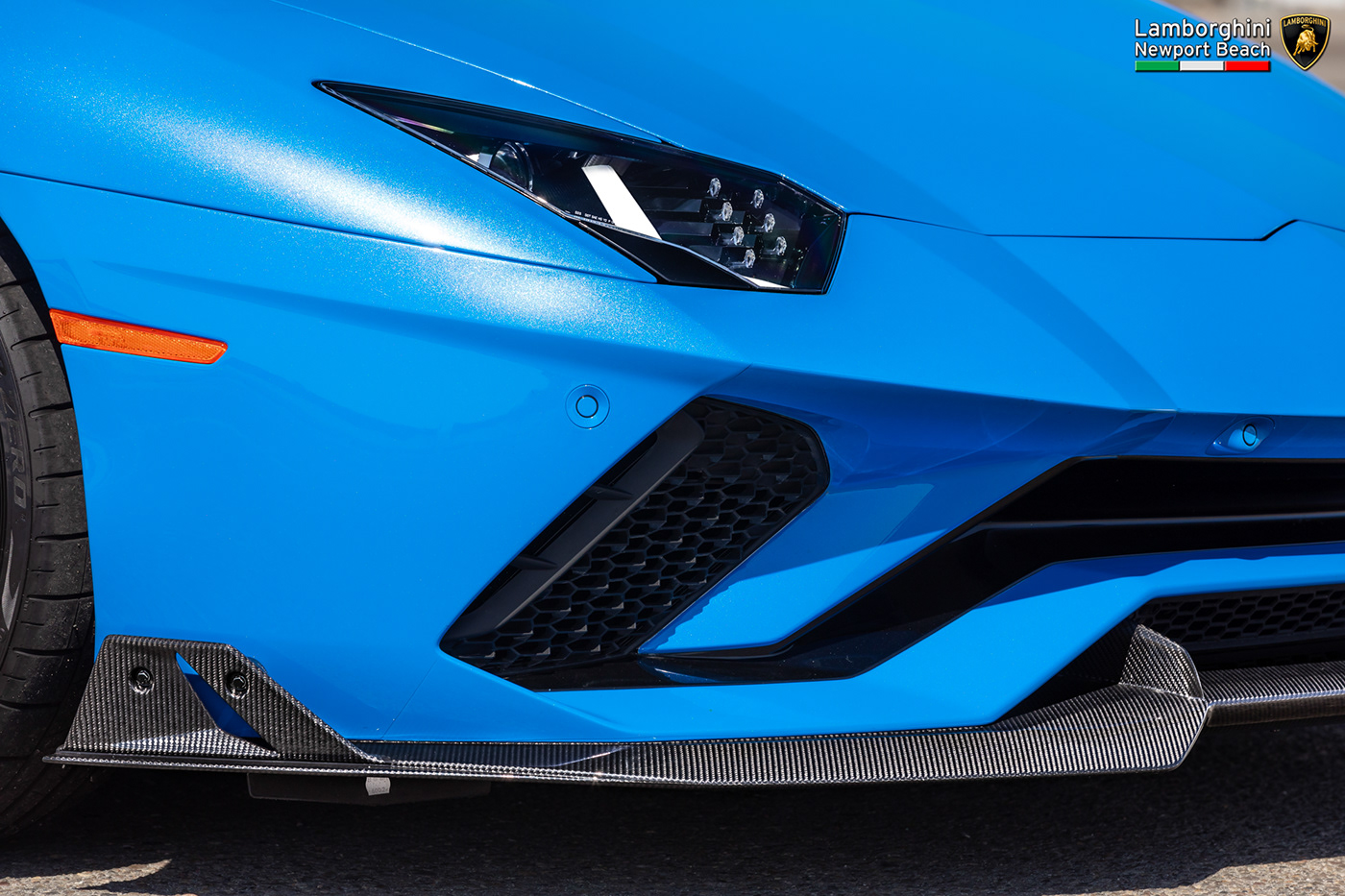 automobile，Lamborghini，Luxury car，Sports car，