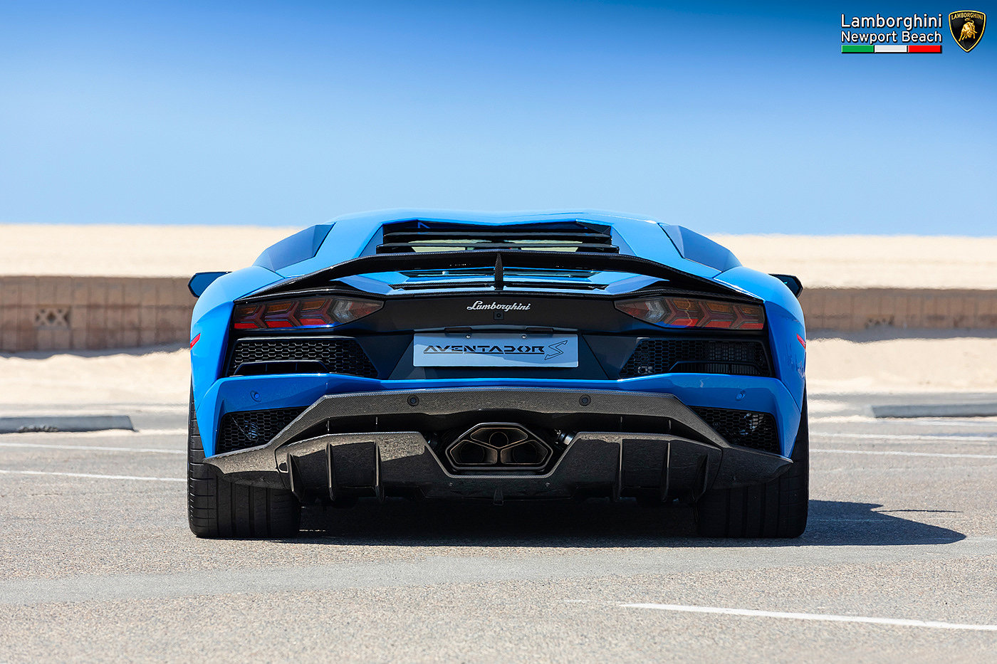 automobile，Lamborghini，Luxury car，Sports car，